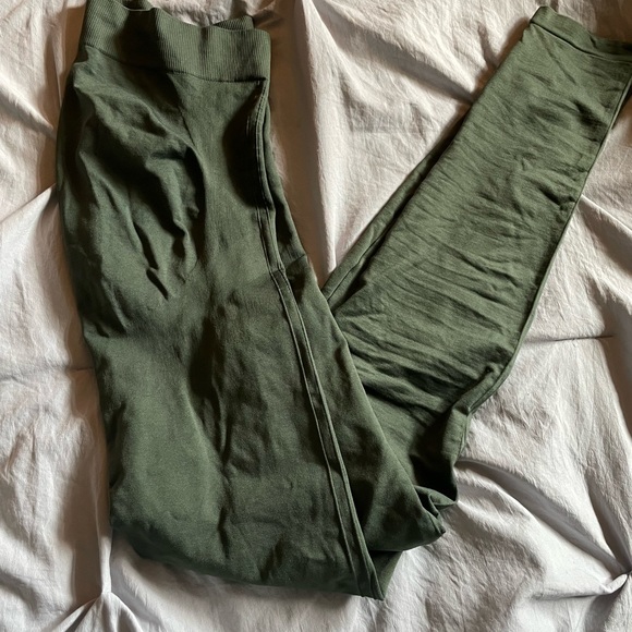 Blanqi Everyday Leggings size M - Picture 3 of 4